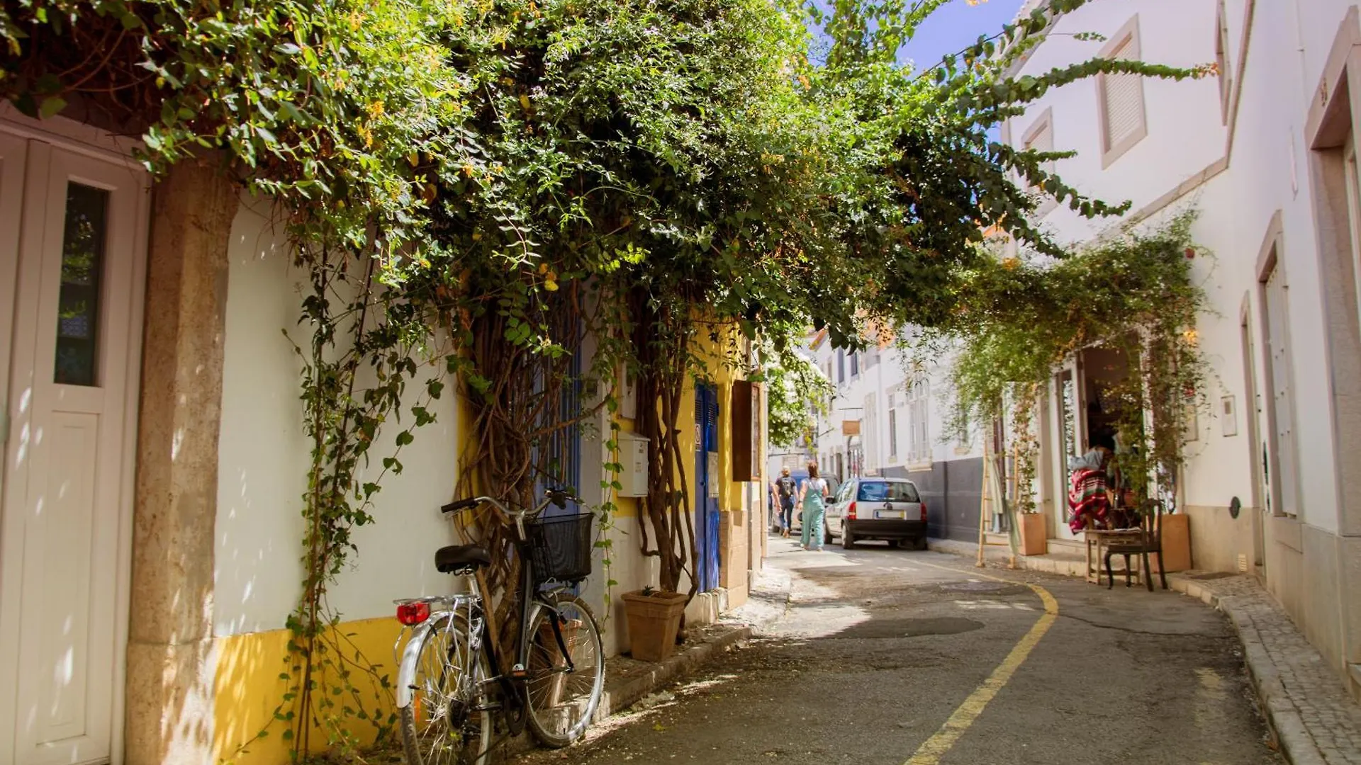 Apartment Two Bedroom Stylish Central Tavira Apartment.